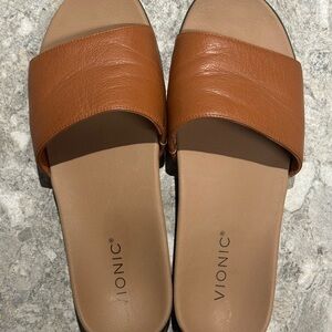 Vionic Women's Brown Slide Sandals